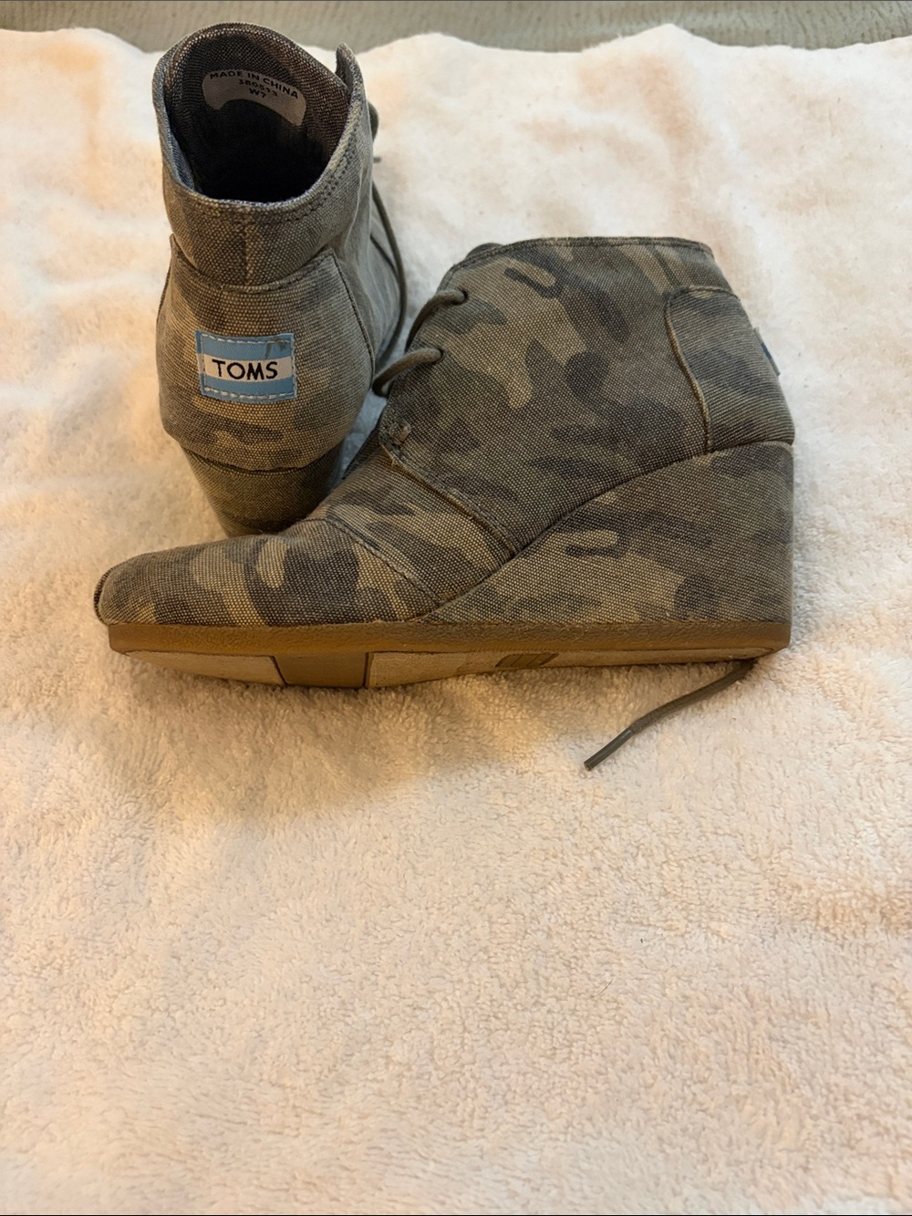 TOMS Camouflage Hidden Wedge Ankle Booties - Olive Camo